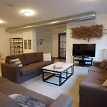 Villaggio Delle Alpi 아파트호텔