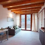 Villaggio Delle Alpi 아파트호텔 2*