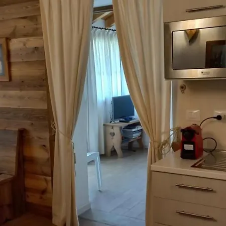 شقة فندقية Villaggio Delle Alpi