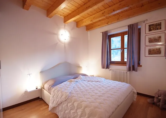 Villaggio Delle Alpi