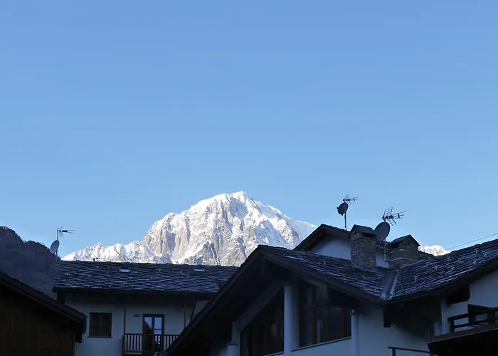 Villaggio Delle Alpi