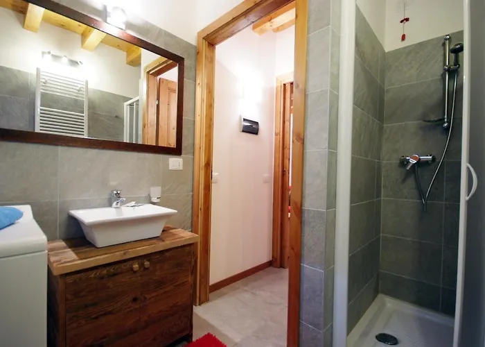 Villaggio Delle Alpi