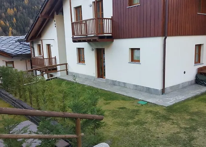 Villaggio Delle Alpi